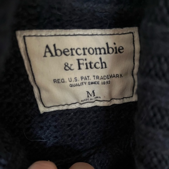 Abercrombie & Fitch | Navy Cable Knit Balloon Sleeve Turtleneck Sweater - Size M - Picture 6 of 8